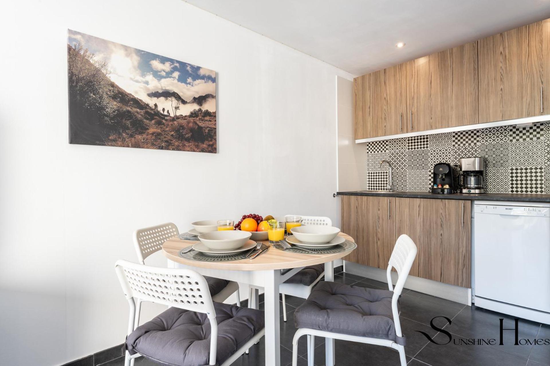Stylish Seaview Terrace Retreat Apartamento
